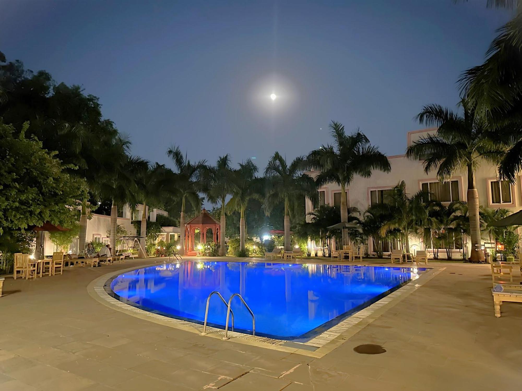 A S Hotels Khajurāho Exterior photo